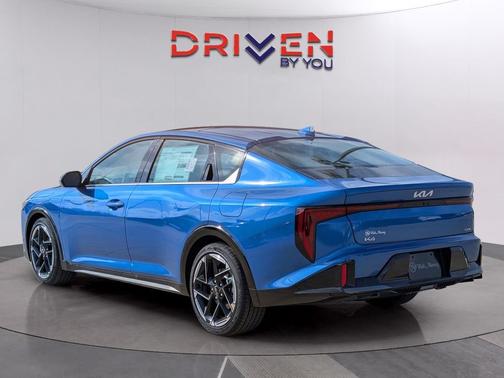 Wave Blue 2026 Kia K4 GT-Line
