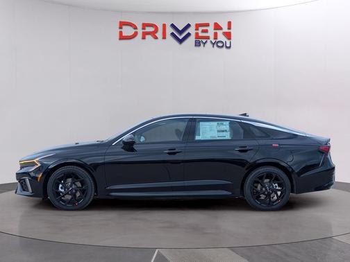 Aurora Black Pearl 2026 Kia K5 GT-Line FWD