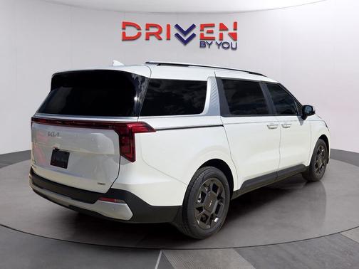 2025 Kia Carnival Hybrid EX