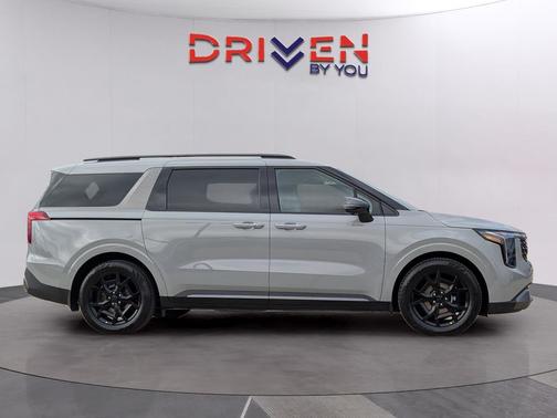 2026 Kia Carnival SX