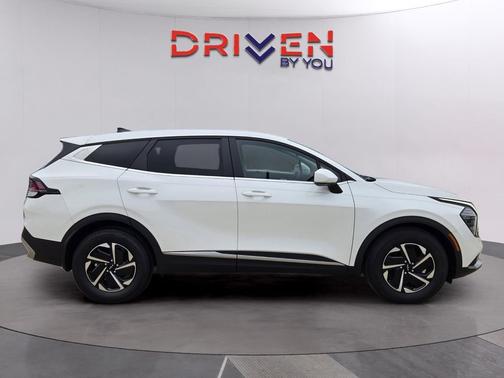 2025 Kia Sportage Hybrid LX