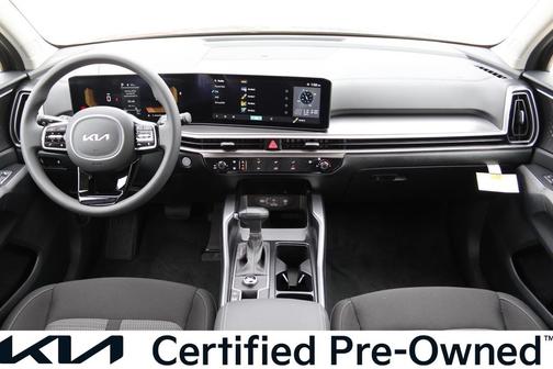 2025 Kia Sorento LX