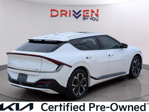 Snow White Pearl 2022 Kia EV6 GT-Line