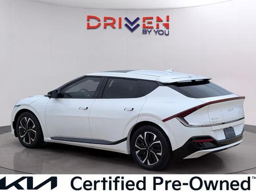 Snow White Pearl 2022 Kia EV6 GT-Line