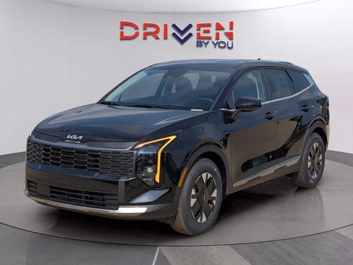 Fusion Black 2026 Kia Sportage Hybrid LX