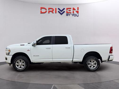 2024 RAM 2500 Laramie Crew Cab 4x4 6'4' Box