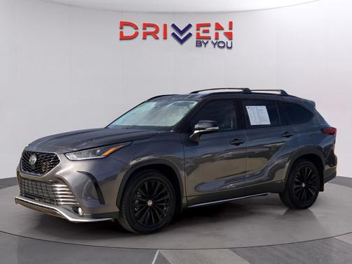 2023 Toyota Highlander XSE