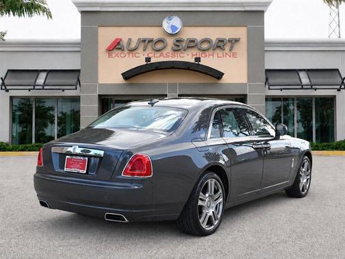 Gunmetal 2011 Rolls-Royce Ghost