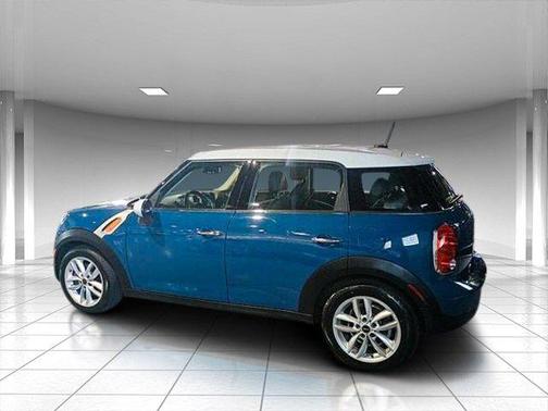 2012 MINI Cooper Countryman Base