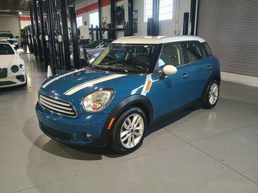 2012 MINI Cooper Countryman Base
