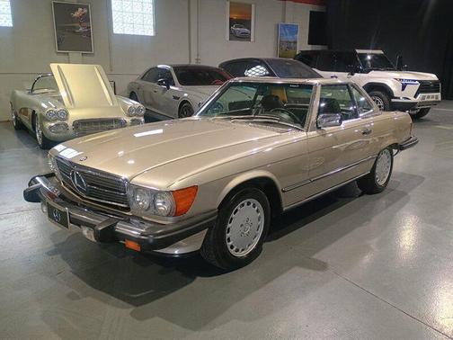 1987 Mercedes-Benz SL-Class 560 SL