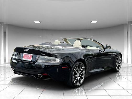 2014 Aston Martin DB9 Volante