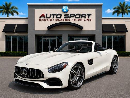 designo Diamond White Metallic 2018 Mercedes-Benz AMG GT Base