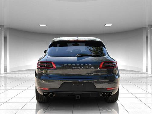 2017 Porsche Macan S