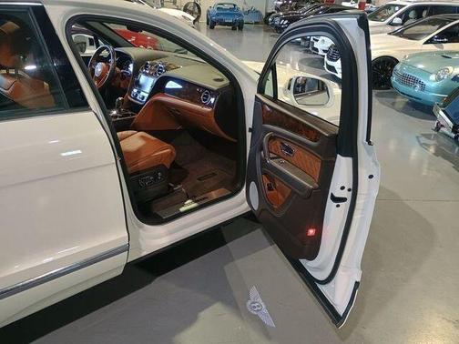 2019 Bentley Bentayga V8