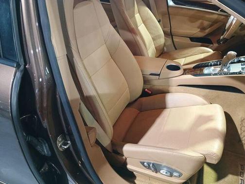 2014 Porsche Panamera 4