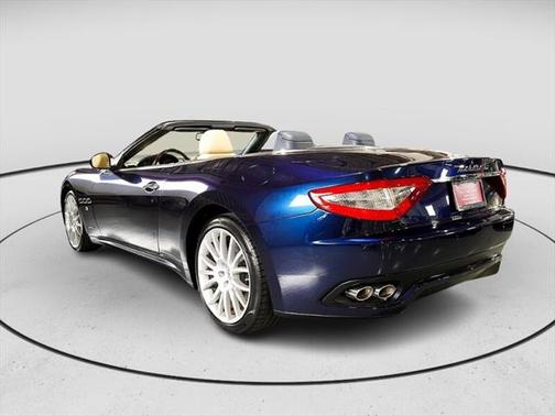 2014 Maserati GranTurismo Base