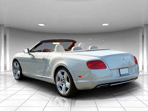 Sandstone Metallic 2013 Bentley Continental GT Base