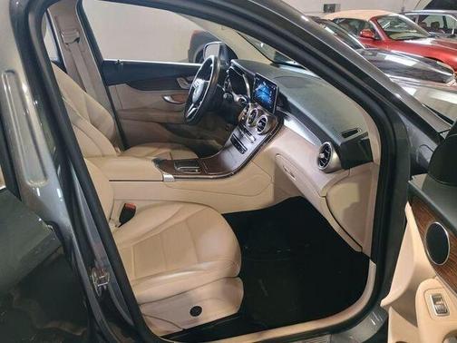 2020 Mercedes-Benz GLC 300 4MATIC