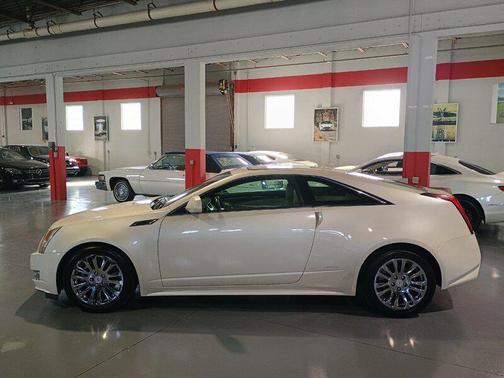 White Diamond Tricoat 2011 Cadillac CTS Performance