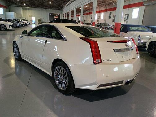 White Diamond Tricoat 2011 Cadillac CTS Performance