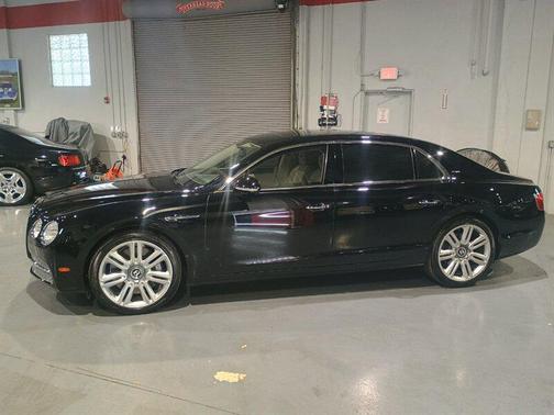 2016 Bentley Flying Spur W12