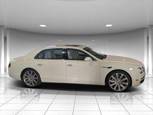2018 Bentley Flying Spur V8