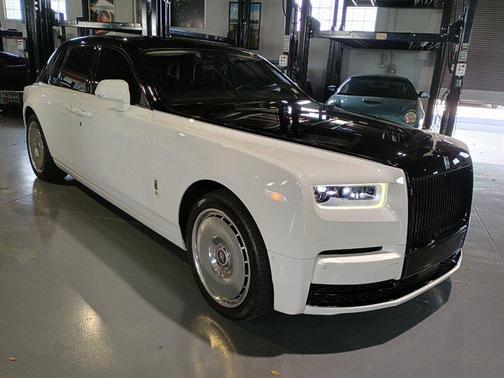 2019 Rolls-Royce Phantom 