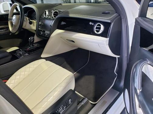 2018 Bentley Bentayga Onyx Edition