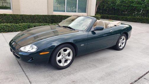 2000 Jaguar XK8