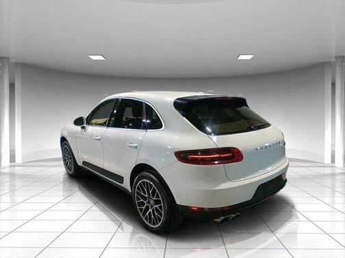 2015 Porsche Macan S