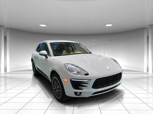 2015 Porsche Macan S