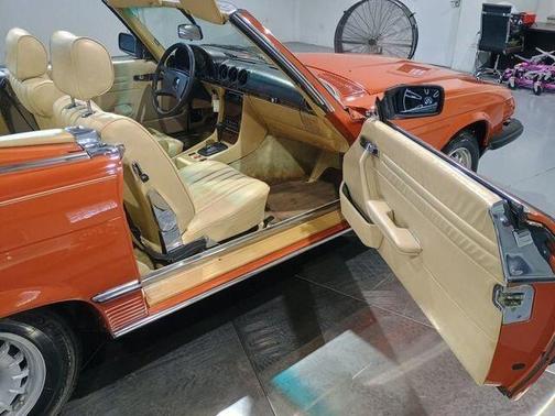1982 Mercedes-Benz S-Class 380 SL