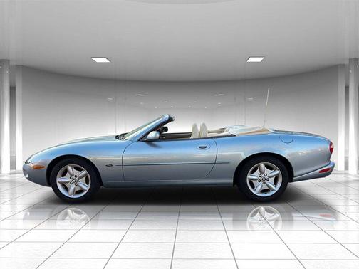 1997 Jaguar XK8