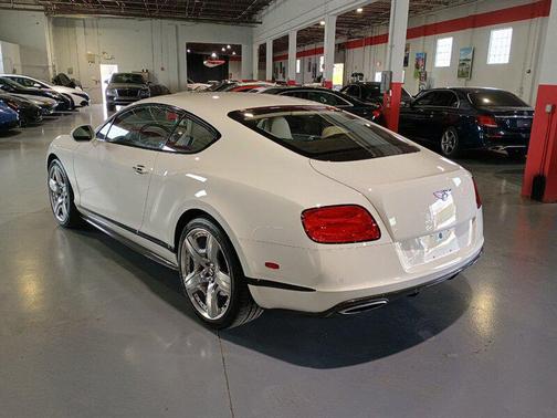 Glacier White Solid 2012 Bentley Continental GT Base