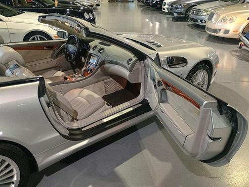 2005 Mercedes-Benz SL-Class SL 55 AMG