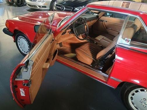 1988 Mercedes-Benz SL-Class 560 SL