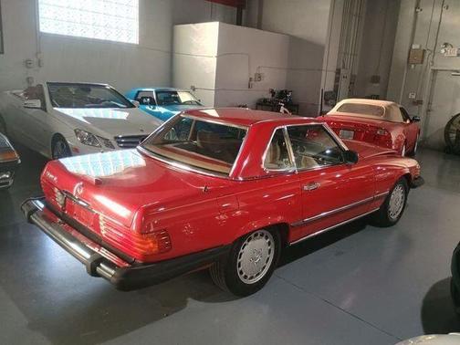 1988 Mercedes-Benz SL-Class 560 SL