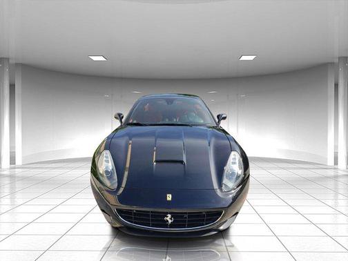 2014 Ferrari California Base
