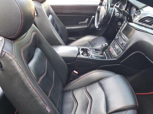 2014 Maserati GranTurismo Base