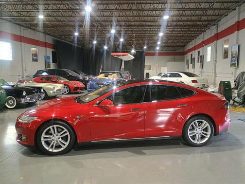 2016 Tesla Model S 70