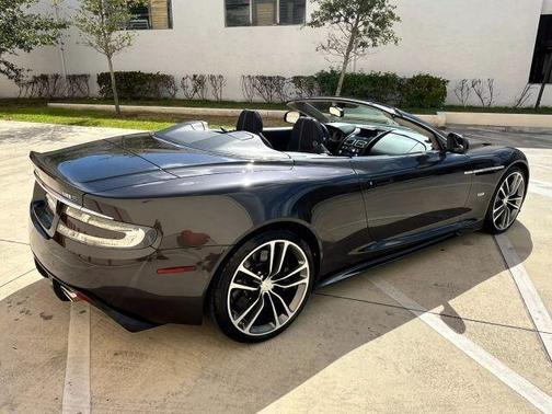 2011 Aston Martin DBS Volante