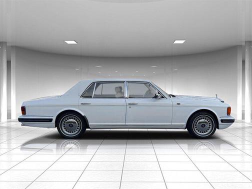 1997 Rolls-Royce Silver Dawn 