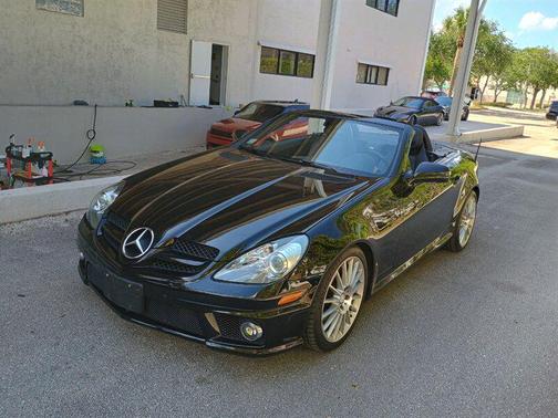 Black 2011 Mercedes-Benz SLK-Class SLK300