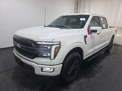 Star White Metallic Tri-Coat 2024 Ford F-150 Lariat