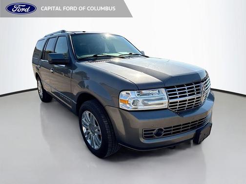 2014 Lincoln Navigator Base