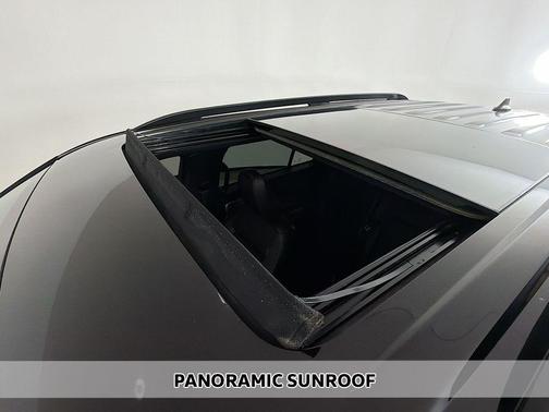 Agate Black Metallic 2023 Ford Explorer ST-Line