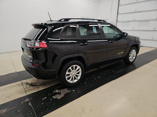 2022 Jeep Cherokee Latitude Lux