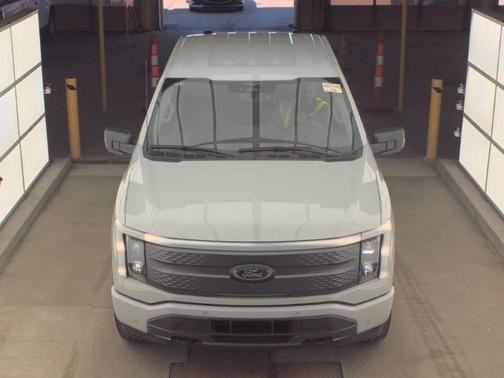 2023 Ford F-150 Lightning XLT
