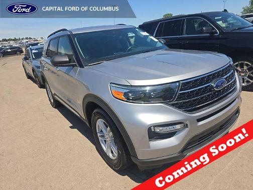 Iconic Silver Metallic 2023 Ford Explorer XLT